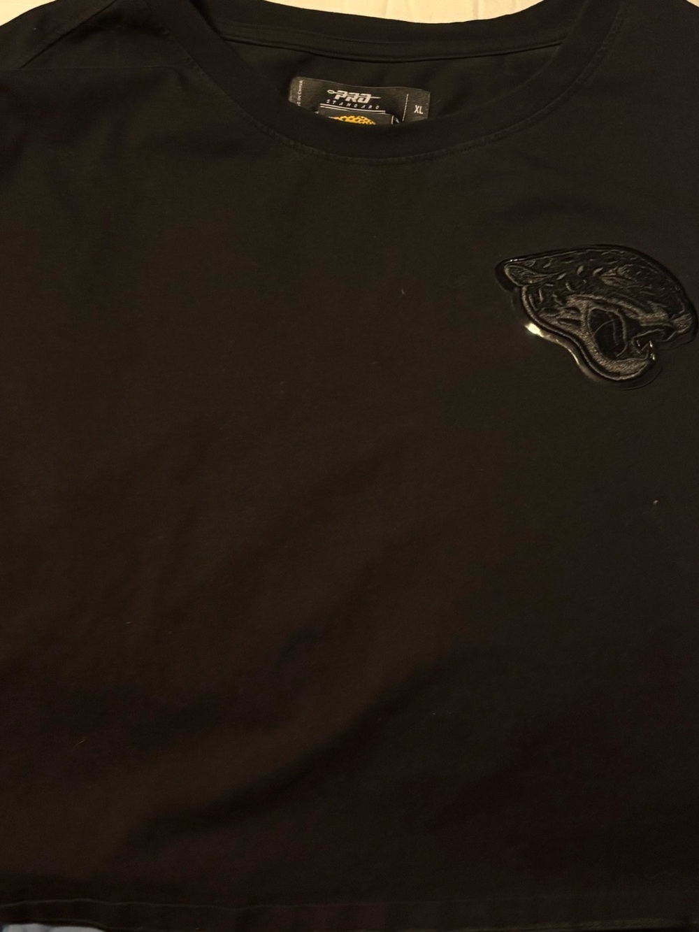 Pro Standard Jacksonville Jaguars Black Cropped T Shirt XL NFL Embossed Logo